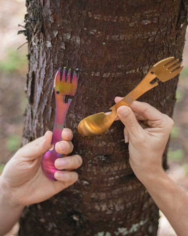 Foto de un tenedor multifuncional