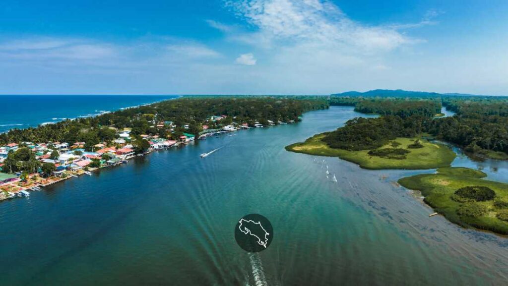 Foto Aérea del Parque Nacional Tortuguero Costa Rica